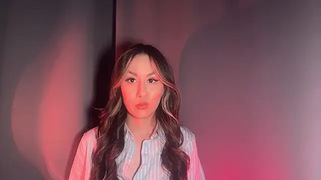 FranKuja online show from April 2026 09:29:01 AM