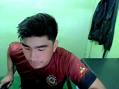 Hunkfireman online show from May 2026 12:59:02 AM