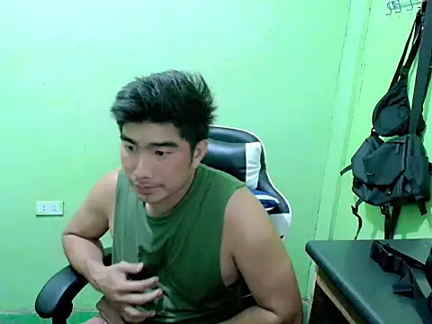 Snapshot of Hunkfireman chatting on June 2026 01:24:02 PM Hunkfireman online show from June 2026 01:24:02 PM