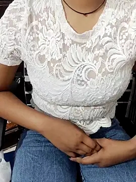 Snapshot of SWEETI_HORNY50 chatting on April 2026 01:34:01 PM SWEETI HORNY50 online show from April 2026 01:34:01 PM