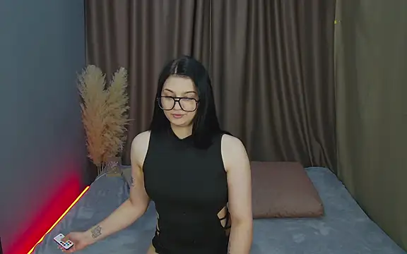 Snapshot of JennyJordans chatting on May 2026 04:37:01 PM JennyJordans online show from May 2026 04:37:01 PM