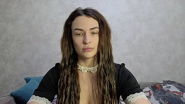 Snapshot of Kira__love1 chatting on April 2026 06:50:01 AM Kira love1 online show from April 2026 06:50:01 AM