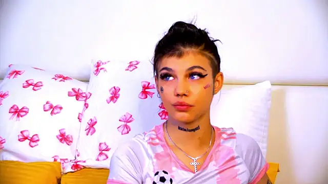 YasminnStorm online show from June 2026 04:24:01 AM
