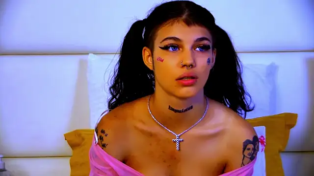 YasminnStorm online show from June 2026 04:57:01 AM