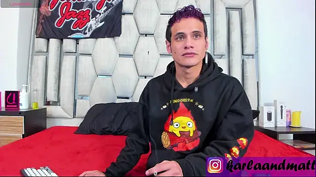 Snapshot of karlaandmatt chatting on May 2026 05:46:02 AM karlaandmatt online show from May 2026 05:46:02 AM