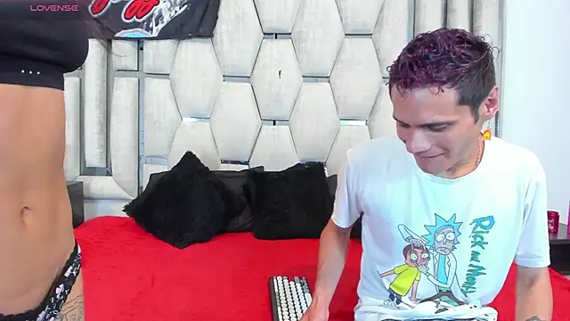 karlaandmatt online show from June 2026 01:44:02 AM