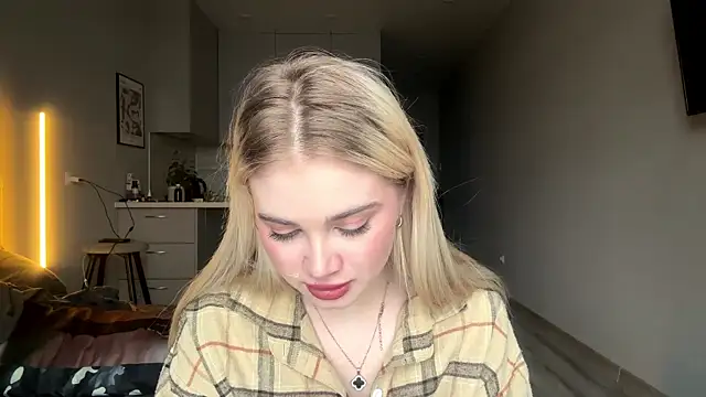 kirtova  online show from April 2026 12:04:01 PM