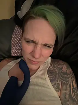 juneafterhours online show from April 2026 09:46:02 AM