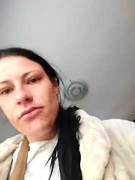 Snapshot of Hildaqii chatting on July 2026 11:58:02 AM Hildaqii online show from July 2026 11:58:02 AM