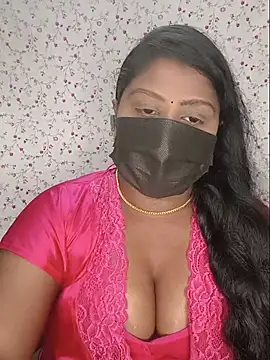 Romantic Woman online show from June 2026 06:09:01 PM