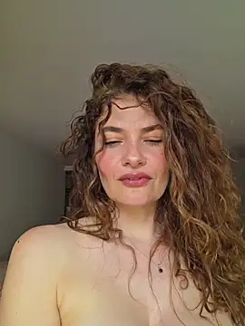 CelineBoyer  online show from May 2026 07:19:01 PM