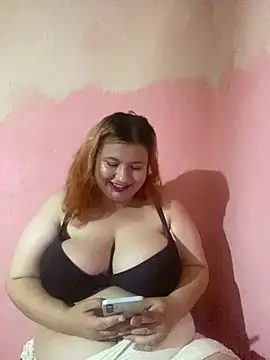 LunaMaira online show from May 2026 11:35:02 PM