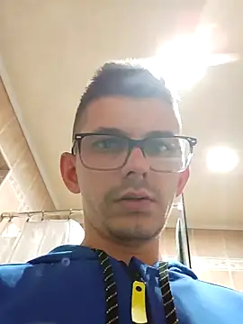 Snapshot of ENzFa chatting on April 2026 03:27:02 AM ENzFa online show from April 2026 03:27:02 AM