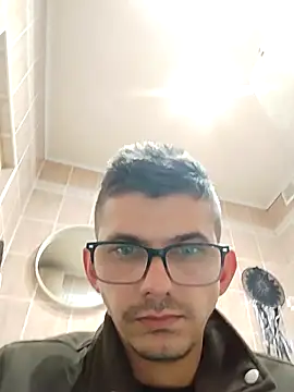 Snapshot of ENzFa chatting on April 2026 10:51:01 PM ENzFa online show from April 2026 10:51:01 PM