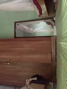 Snapshot of __Evelyn__ chatting on June 2026 05:01:02 AM Evelyn online show from June 2026 05:01:02 AM