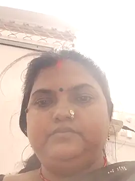 Snapshot of Desi_hot_bhabhi01 chatting on June 2026 07:42:02 AM Desi hot bhabhi01 online show from June 2026 07:42:02 AM
