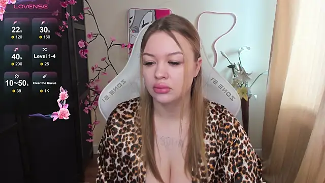 Snapshot of AmeliePeach chatting on May 2026 01:25:02 AM AmeliePeach online show from May 2026 01:25:02 AM