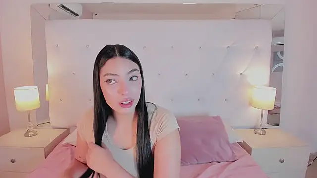 Ashly bloom  online show from July 2026 07:31:01 PM