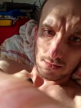 UpbeatXiphias online show from April 2026 03:05:02 PM