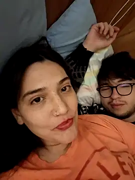 Snapshot of Majypan chatting on April 2026 05:40:01 AM Majypan online show from April 2026 05:40:01 AM