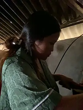 Hini cute online show from April 2026 04:48:01 AM