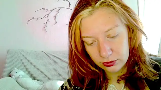 Snapshot of earn_my_lily chatting on April 2026 07:14:01 AM earn my lily online show from April 2026 07:14:01 AM