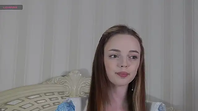 Snapshot of LianaGracee chatting on May 2026 10:22:01 AM LianaGracee online show from May 2026 10:22:01 AM