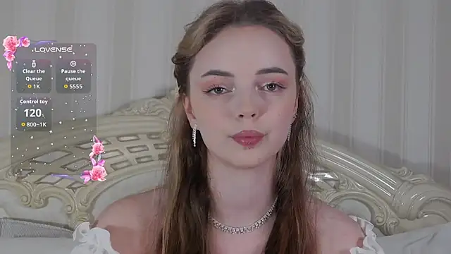 Snapshot of LianaGracee chatting on June 2026 09:34:02 AM LianaGracee online show from June 2026 09:34:02 AM