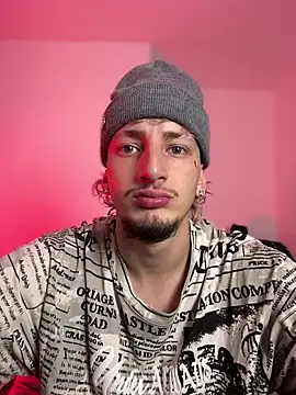 Snapshot of ZarcooX chatting on April 2026 03:06:01 AM ZarcooX online show from April 2026 03:06:01 AM