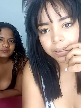 Peluchita girl online show from April 2026 03:37:02 PM