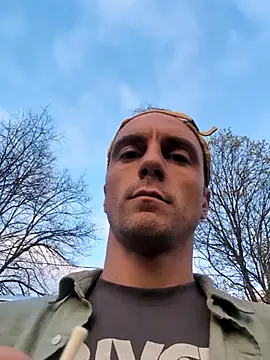 SemoLeo22 online show from April 2026 11:51:02 PM