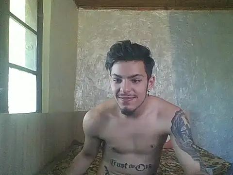 Snapshot of robertmrn112 chatting on May 2026 11:29:02 AM robertmrn112 online show from May 2026 11:29:02 AM