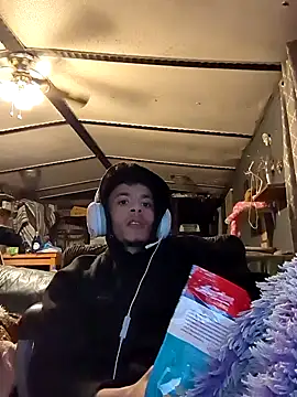 Snapshot of Bbcx2 chatting on April 2026 12:30:02 AM Bbcx2 online show from April 2026 12:30:02 AM