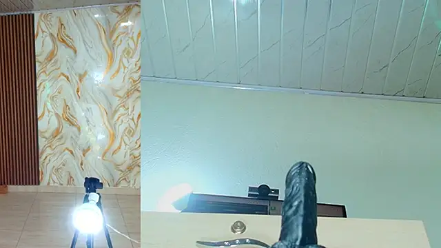 Snapshot of peachy__baby chatting on June 2026 11:08:02 AM peachy baby online show from June 2026 11:08:02 AM