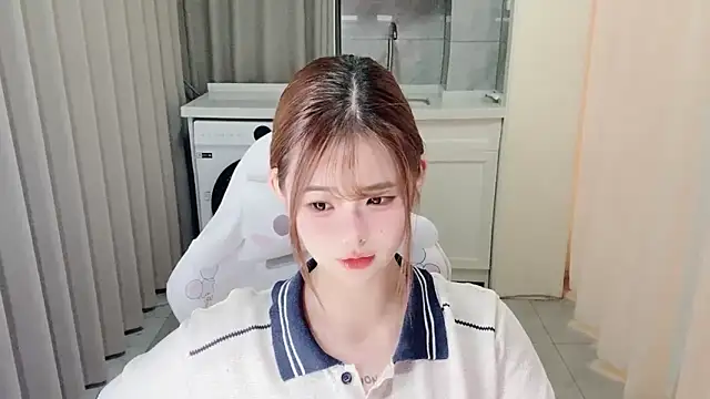 Snapshot of xiaoyugan_cute chatting on July 2026 03:05:01 PM xiaoyugan cute online show from July 2026 03:05:01 PM