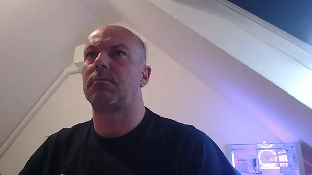 ChatMax30xxx online show from April 2026 07:31:01 AM