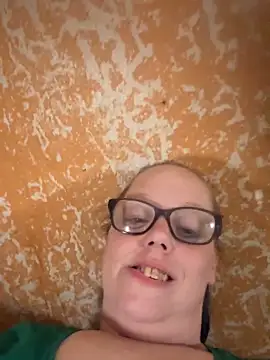 SlayNPlay online show from April 2026 02:47:02 AM