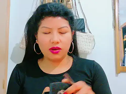 Snapshot of MojaditPussy chatting on May 2026 03:28:01 PM MojaditPussy online show from May 2026 03:28:01 PM