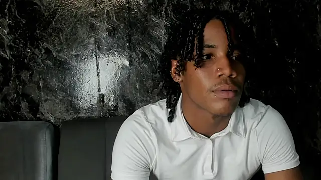 axel silva4 online show from May 2026 07:42:01 PM
