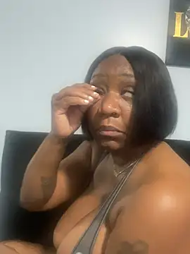 Snapshot of amberchill26 chatting on June 2026 02:21:02 PM amberchill26 online show from June 2026 02:21:02 PM