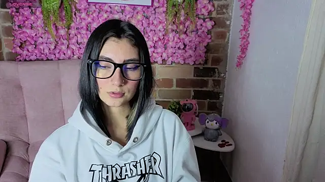 darknesscosplayer56 online show from April 2026 11:16:01 PM