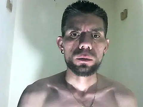 thomas2wood online show from June 2026 01:28:02 AM