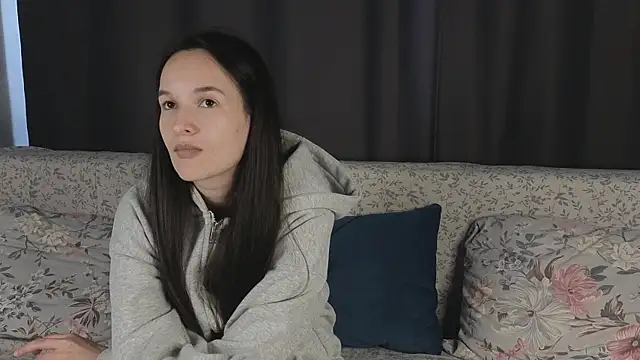 CutieFru1t online show from April 2026 08:20:01 AM