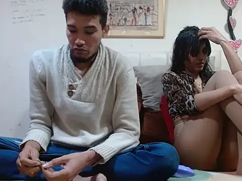 couplhot4 online show from April 2026 11:10:02 AM