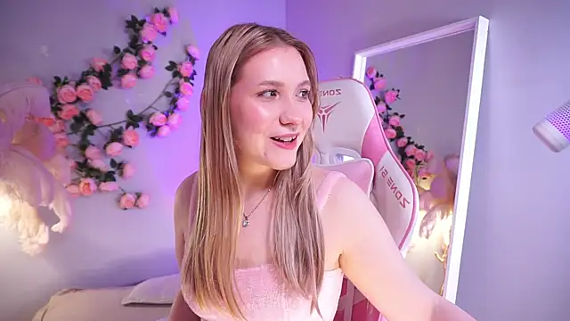 Emilicious online show from May 2026 01:39:01 PM