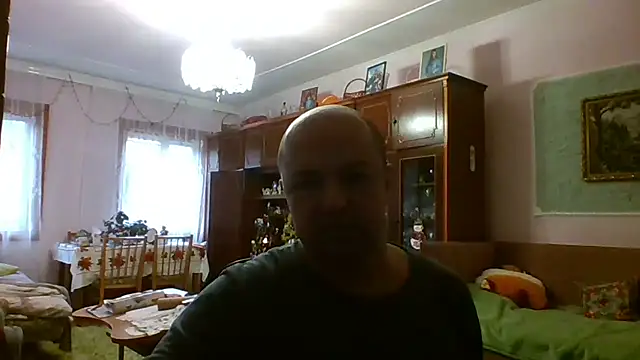 Luceriusbigass online show from December 2025 12:56:02 PM