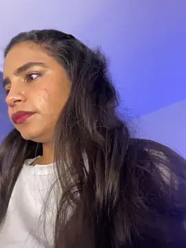 Snapshot of holaRosa chatting on June 2026 09:46:01 PM holaRosa online show from June 2026 09:46:01 PM