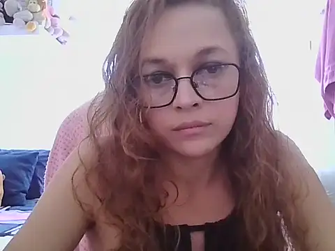 Snapshot of Lannah__ chatting on April 2026 02:44:01 PM Lannah online show from April 2026 02:44:01 PM