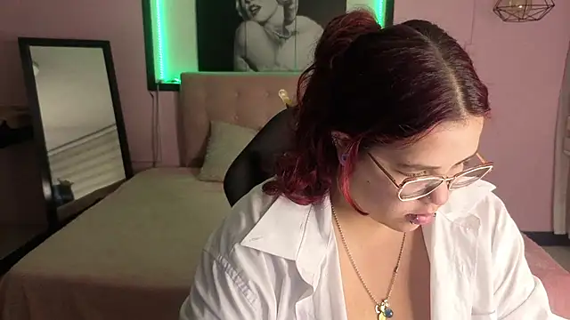 Snapshot of Sweet_cat_t chatting on July 2026 05:36:02 AM Sweet cat t online show from July 2026 05:36:02 AM