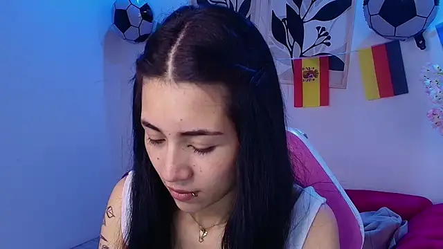 Snapshot of Rainy_doll chatting on June 2026 12:00:01 PM Rainy doll online show from June 2026 12:00:01 PM